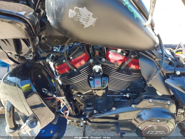 2019 HARLEY-DAVIDSON FLTRXSE 1HD1TCL14KB952765 Photo 8