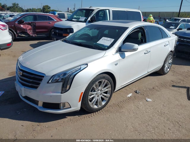 2018 CADILLAC XTS 2G61M5S39J9162717 Photo 1