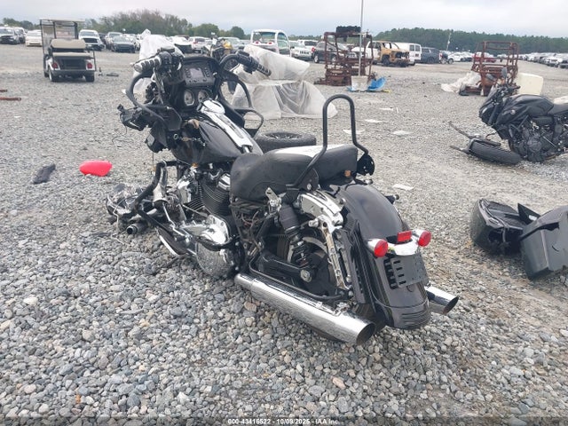 2019 HARLEY-DAVIDSON FLTRX 1HD1KHC19KB681007 Photo 2