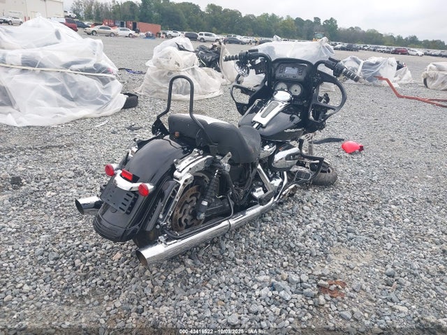 2019 HARLEY-DAVIDSON FLTRX 1HD1KHC19KB681007 Photo 3