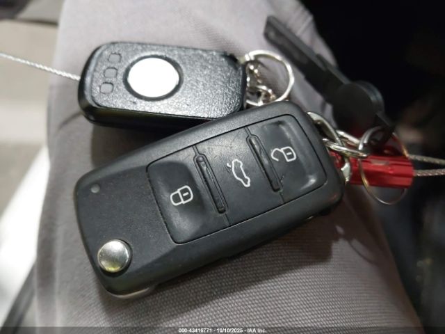 2015 VOLKSWAGEN PASSAT 1VWBS7A3XFC097846 Photo 10