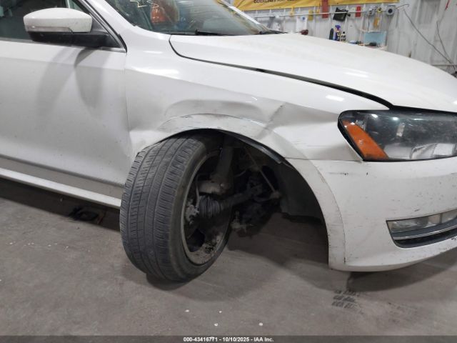 2015 VOLKSWAGEN PASSAT 1VWBS7A3XFC097846 Photo 5