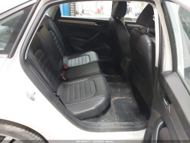 2015 VOLKSWAGEN PASSAT 1VWBS7A3XFC097846 Photo 7