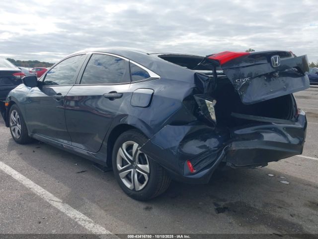 2018 HONDA CIVIC 2HGFC2F57JH526379 Photo 2