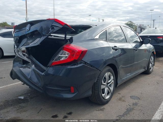 2018 HONDA CIVIC 2HGFC2F57JH526379 Photo 3