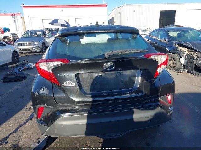 Toyota C-HR LE 2019 NMTKHMBX2KR096277 Image 17