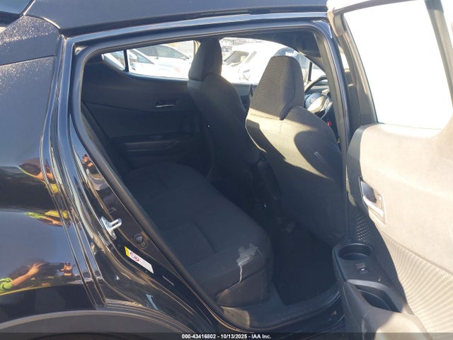 Toyota C-HR LE 2019 NMTKHMBX2KR096277 Image 8