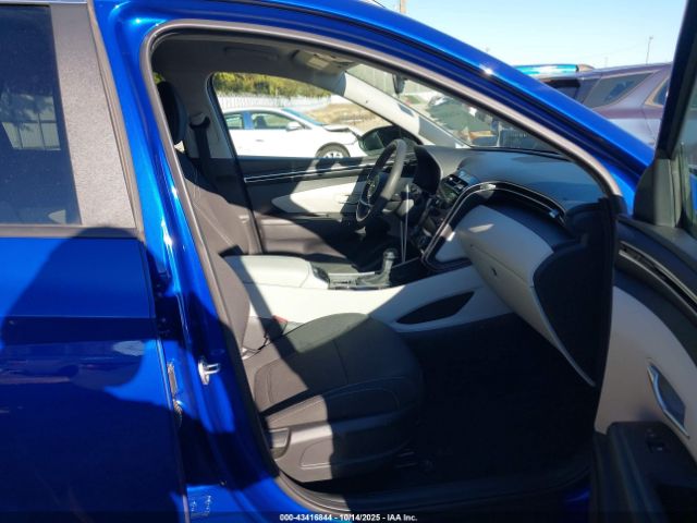 2022 HYUNDAI TUCSON 5NMJBCAE5NH122824 Photo 4