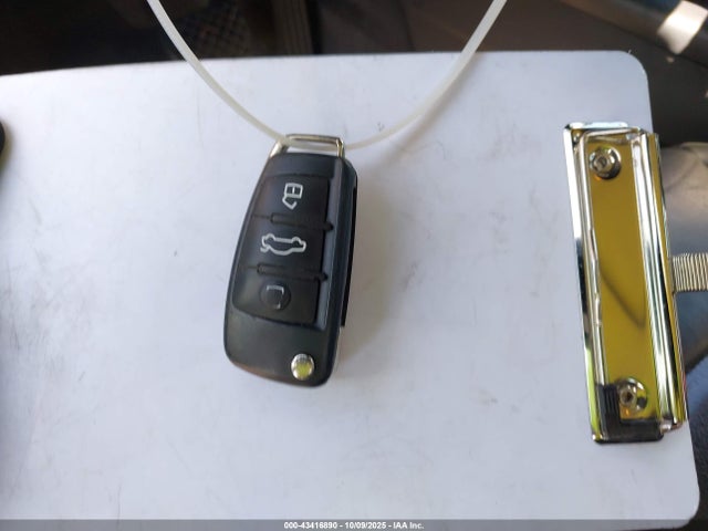 2011 AUDI A3 WAUKJAFM1BA075306 Photo 10