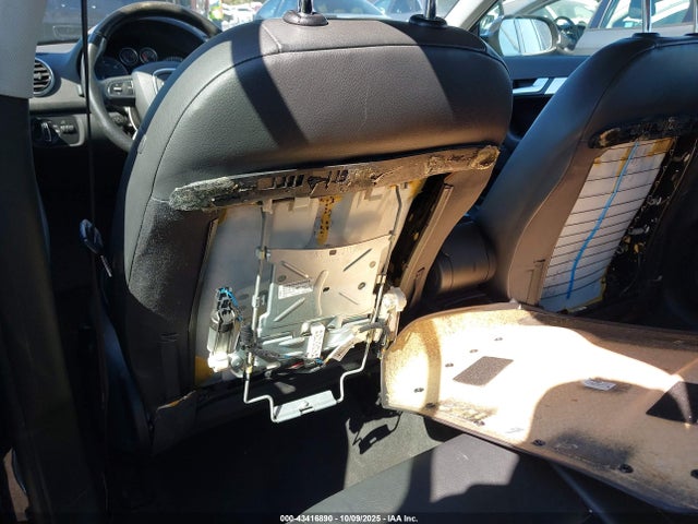 2011 AUDI A3 WAUKJAFM1BA075306 Photo 5