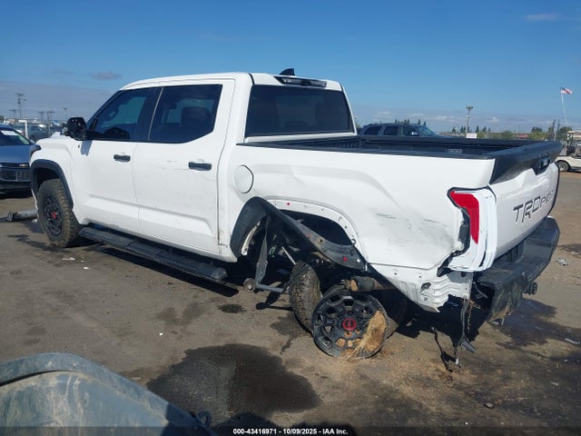2023 TOYOTA TUNDRA HYBRID 5TFPC5DB8PX016527 Photo 2