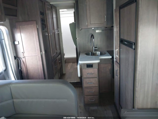 Winnebago Minnie Winnie 2021 1FDXE4FN8MDC14853 Image 14