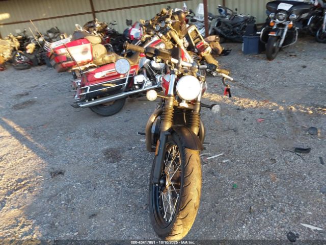 2018 TRIUMPH MOTORCYCLE BONNEVILLE SMTD42HL7JT852556 Photo 4