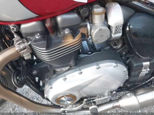 2018 TRIUMPH MOTORCYCLE BONNEVILLE SMTD42HL7JT852556 Photo 8