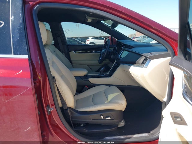 2018 CADILLAC XT5 1GYKNARS5JZ141867 Photo 4