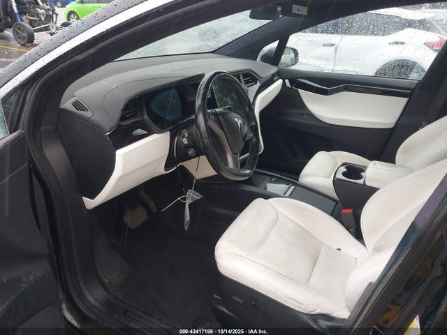 2020 TESLA MODEL X 5YJXCBE29LF260804 Photo 4