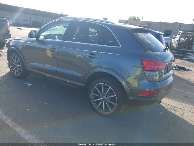 2018 AUDI Q3 WA1JCCFS9JR004920 Photo 2