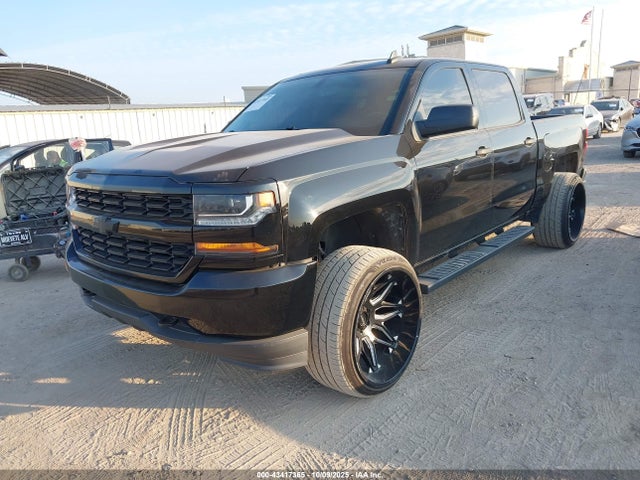Chevrolet l83 - sidi: spark ignited direct injection, vvt: variable valve timing, afm, e85 max, alum 2018 3GCPCPEC8JG358400 Image 2