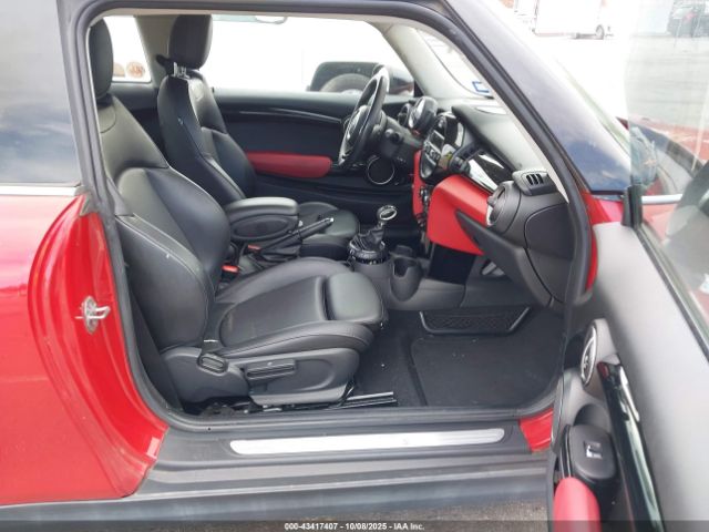 2015 MINI HARDTOP WMWXP7C5XF2A39749 Photo 4