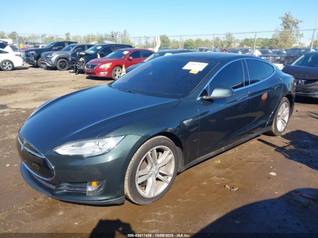 2013 TESLA MODEL S 5YJSA1DN1DFP27821 Photo 1