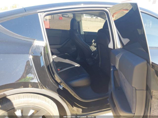 2021 TESLA MODEL Y 5YJYGDEEXMF188883 Photo 7