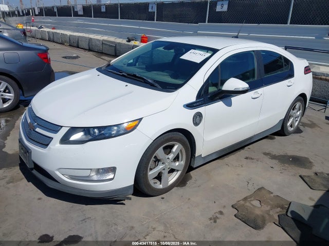 Chevrolet luu - ffv, e-flex, fam 2014 1G1RH6E43EU167993 Image 2