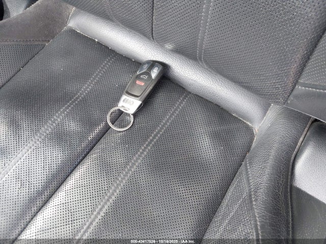 2017 AUDI A4 WAUENAF43HN038227 Photo 10