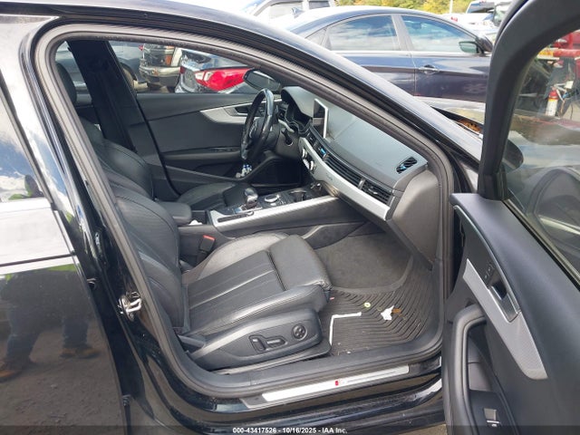 2017 AUDI A4 WAUENAF43HN038227 Photo 4