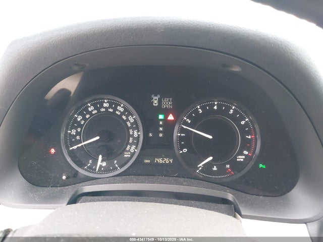 43417549 :رقم المزاد ، JTHFF2C22A2513854 vin ، 2010 Lexus Is 250c مزاد بيع
