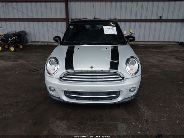 2012 MINI COOPER WMWSU3C59CT263819 Photo 5