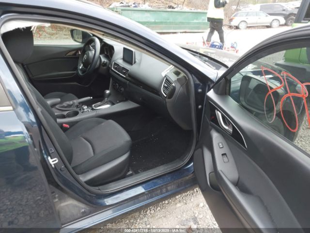 2016 MAZDA MAZDA3 3MZBM1L77GM267295 Photo 4