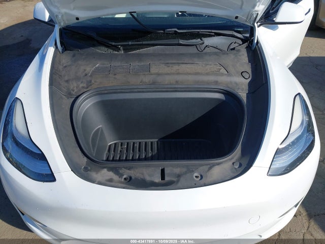 2021 TESLA MODEL Y 5YJYGDEE4MF066357 Photo 9