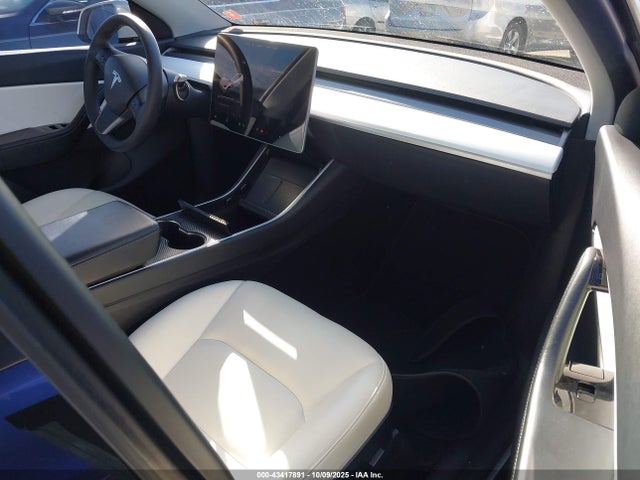 2021 TESLA MODEL Y 5YJYGDEE4MF066357 Photo 4