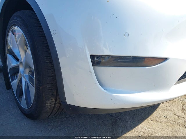 2021 TESLA MODEL Y 5YJYGDEE4MF066357 Photo 5