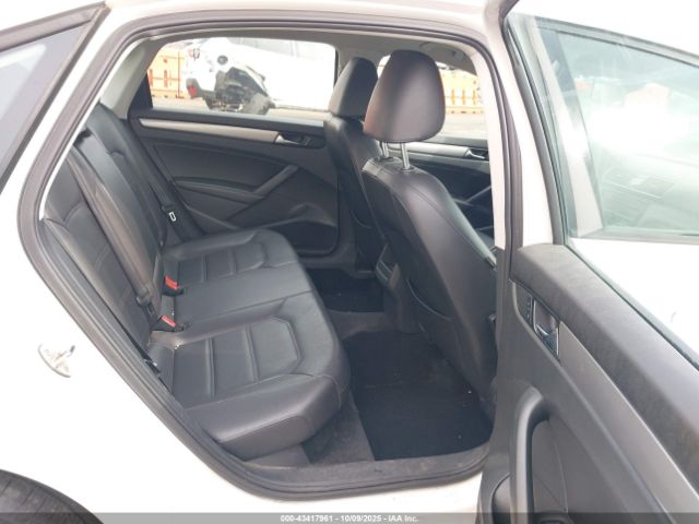 2015 VOLKSWAGEN PASSAT 1VWAT7A30FC017124 Photo 7
