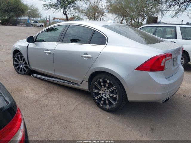 2017 VOLVO S60 INSCRIPTION LYV402TK4HB134230 Photo 2