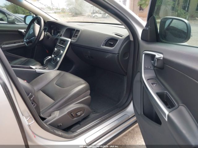 2017 VOLVO S60 INSCRIPTION LYV402TK4HB134230 Photo 4