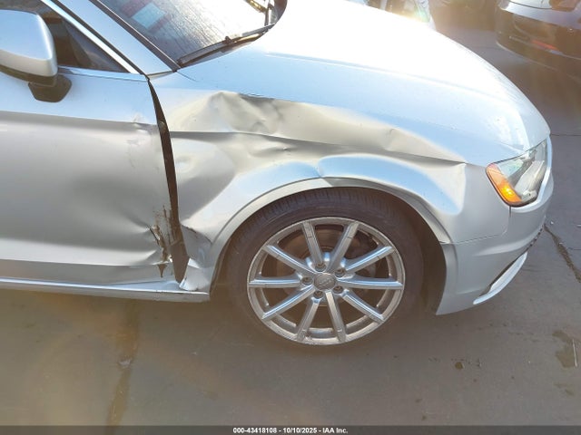 2015 AUDI A3 WAUEFGFF7F1001588 Photo 5
