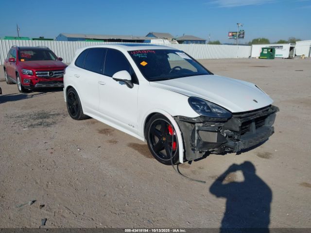 2016 PORSCHE CAYENNE WP1AD2A2XGLA75493