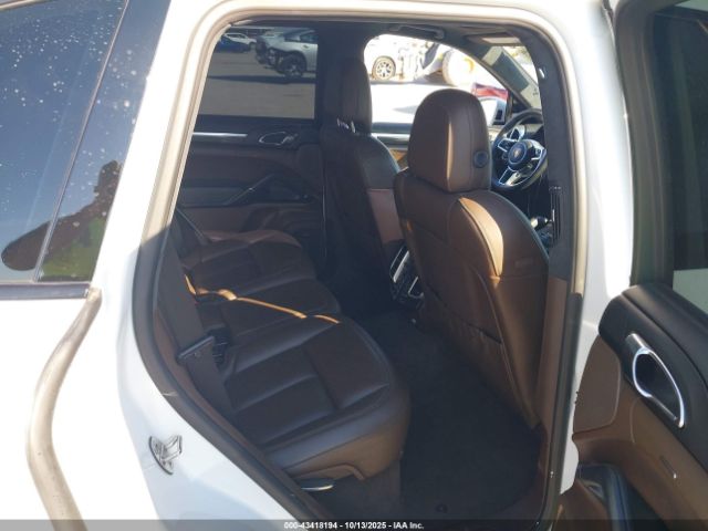 2016 PORSCHE CAYENNE WP1AD2A2XGLA75493 Photo 7