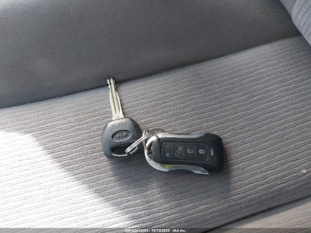 2009 KIA SEDONA KNDMB233596315450 Photo 10