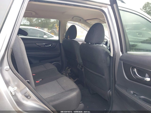 2017 NISSAN ROGUE KNMAT2MT5HP505143 Photo 7