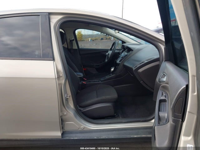 Ford FOCUS SE 2015 1FADP3F21FL294268 Image 5
