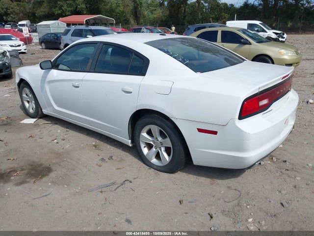 Dodge Charger Se 2014 2C3CDXBG0EH155739 Image 3