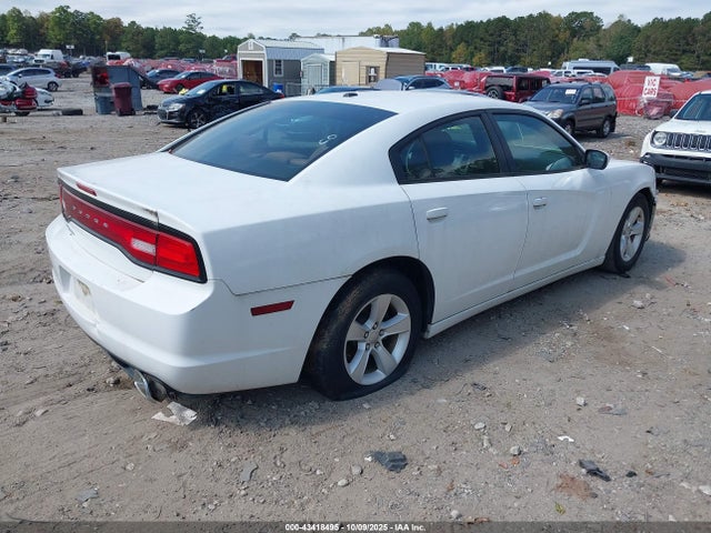Dodge Charger Se 2014 2C3CDXBG0EH155739 Image 4