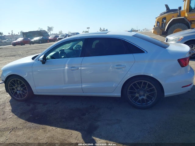 Продаж на аукціоні авто 2015 Audi A3 2.0t Premium, vin: WAUEFGFF0F1086077, номер лоту: 43418549