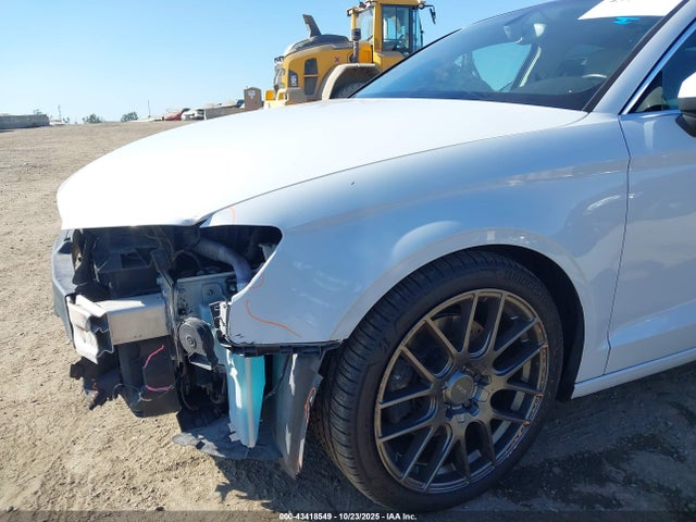 Продаж на аукціоні авто 2015 Audi A3 2.0t Premium, vin: WAUEFGFF0F1086077, номер лоту: 43418549