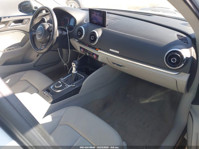 2015 AUDI A3 WAUEFGFF0F1086077 Photo 4