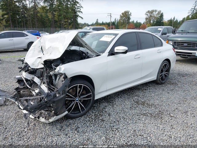 3MW5R7J05M8C02795 BMW 330i Xdrive