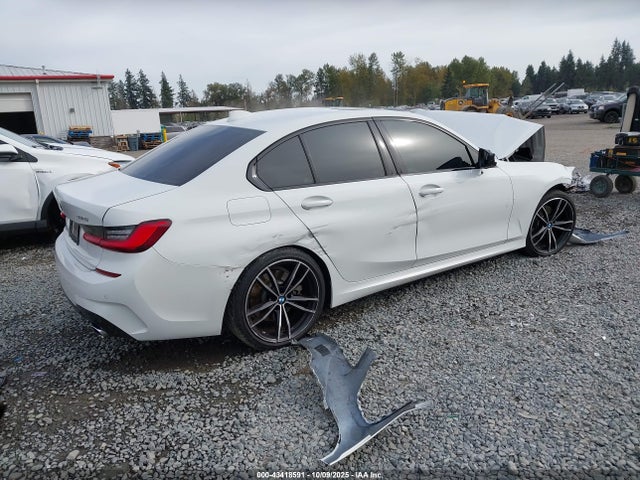 3MW5R7J05M8C02795 BMW 330i Xdrive